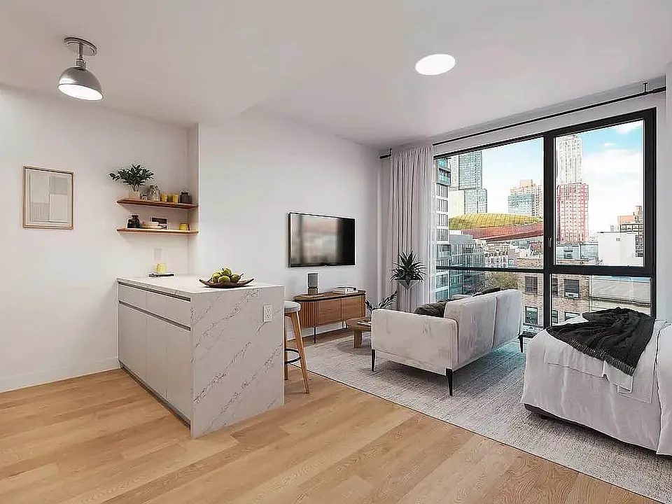 52 4th Ave #704