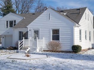 211 Laverne Dr, Rochester, NY 14616