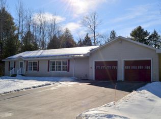 34 Madeline Dr, Brunswick, ME 04011