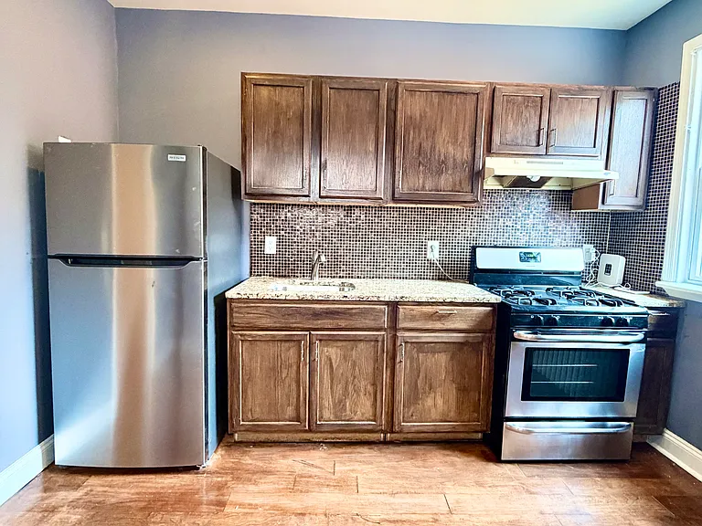 4224 Sheldon Ave — Photo 7