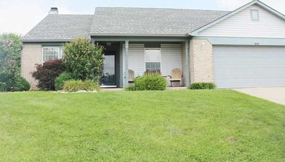 2nd image of 131 Fountain Dr