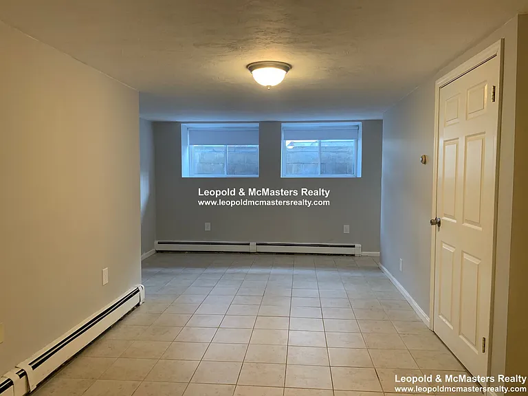 19 Linden St #3 — Photo 6