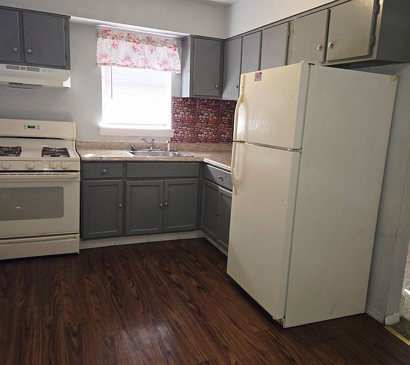 1st image of 12-20 E Cumberland St #12-1