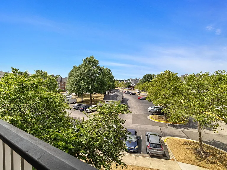 Windsor Kingstowne — Photo 20