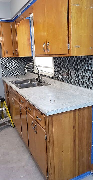 1st image of 10154 S South Park Ave