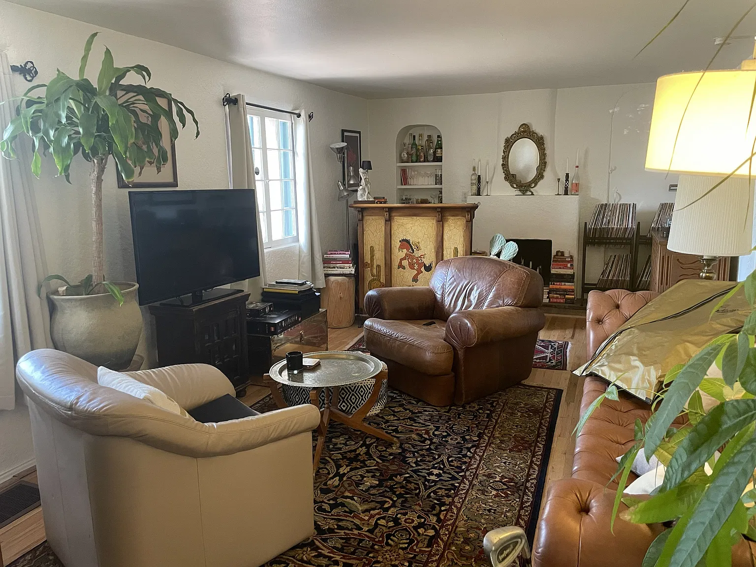 1 bed, 1100 sqft, $2,300 — Photo 3