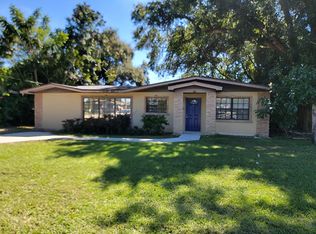 682 Avenue L SE, Winter Haven, FL 33880