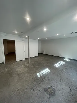 Rented by Owner | media 35