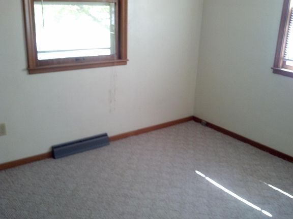 3 bedrooms on main floor