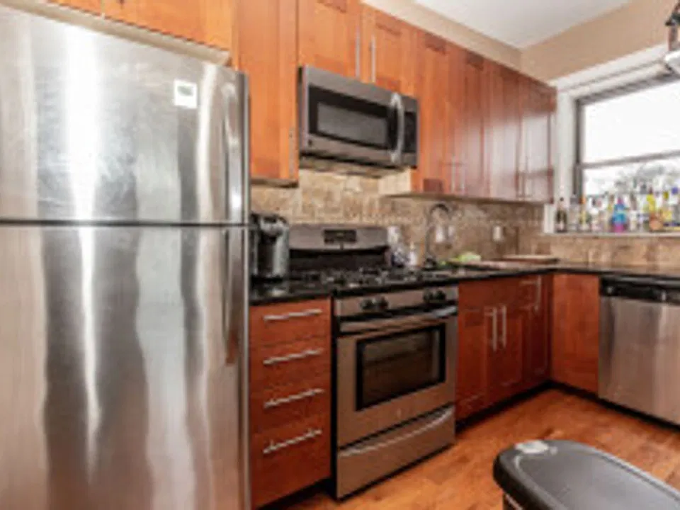 183 Harvard Ave #10B