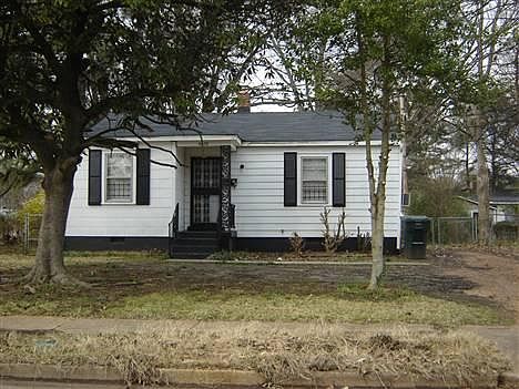 2nd image of 4070 Westover Ave