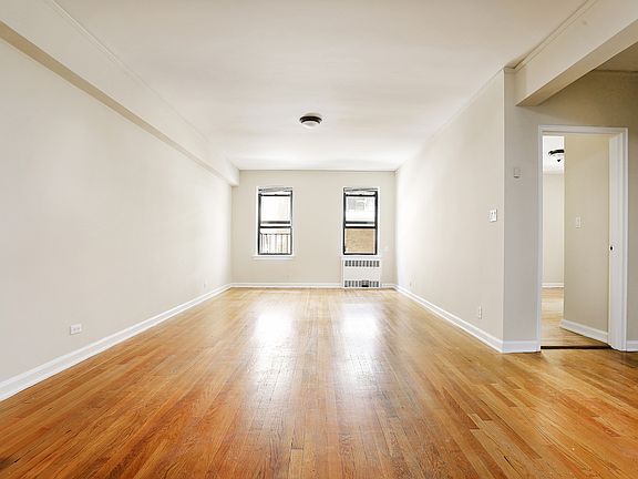 3rd image of 55 W 92nd St Bsmt 2