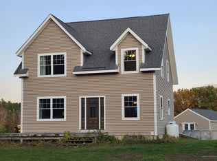 11 Grant Ln, Casco, ME 04015