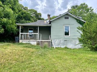 30 Perry St, Manchester, GA 31816