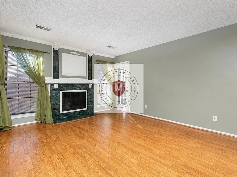12631 W 110th Ter — Photo 9