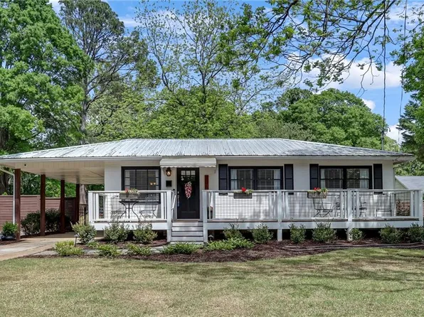 306 Glen Iris Dr, Monroe, GA 30655