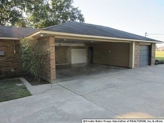 3rd image of 7821 Denham Dr