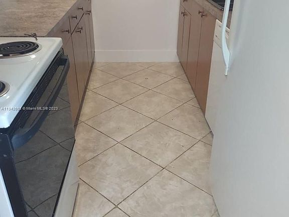 2nd image of 1880 N Congress Ave APT 101