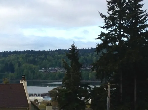 26430 Pennsylvania Ave NE, Kingston, WA 98346