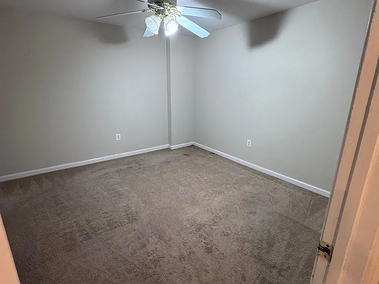 15666 Mendoza Ln — Photo 5