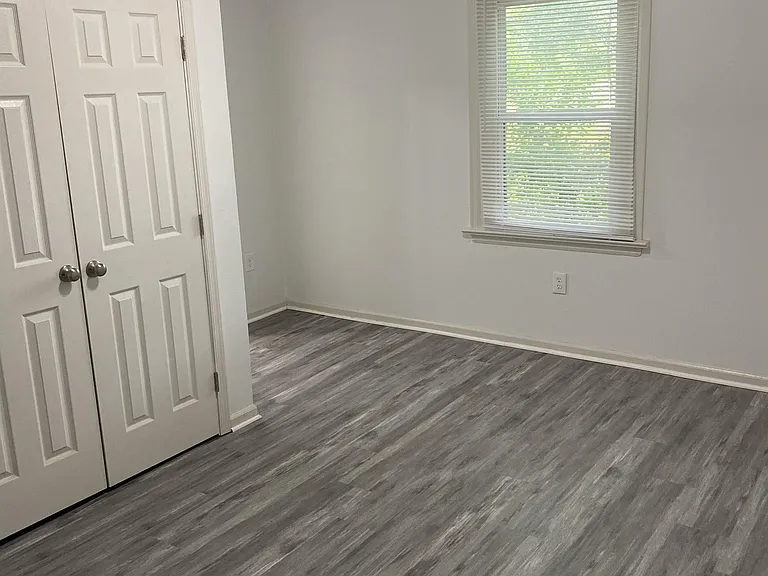 1512 Downing St NW #12 — Photo 6