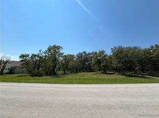 60 Woodfield Cir, Homosassa, FL 34446