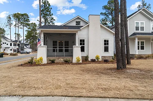 560 Wellers Way Photo 1