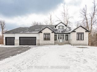 23 Skeel Ct, Ottawa, ON K0A1B0