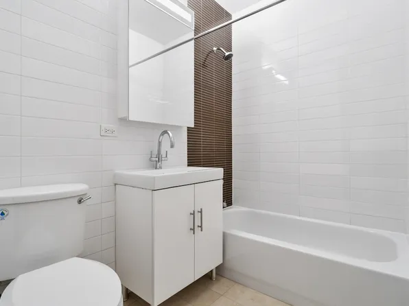 20 Exchange Place image 5 of 24