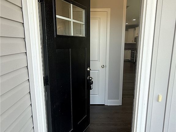 2nd image of 580 Hayes Rd