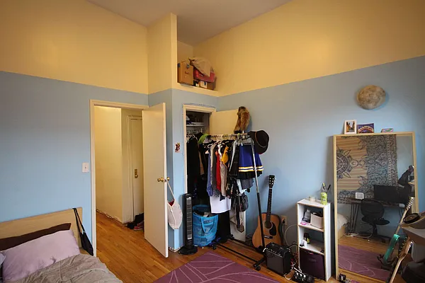 Rented by Nooklyn NYC LLC | media 12