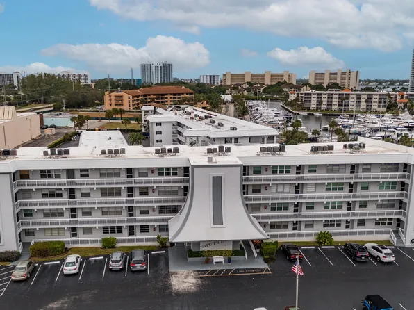 155 Yacht Club Drive #404, North Palm Beach, FL 33408