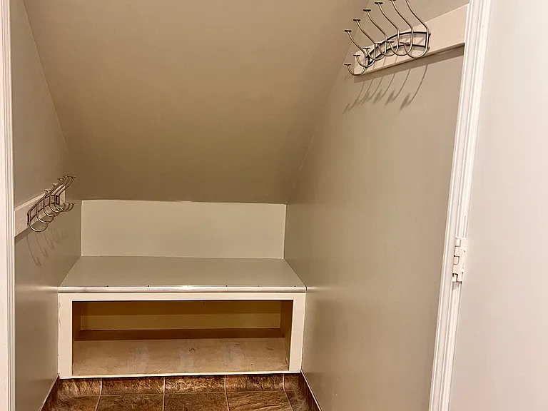 1975 Laguna Vista Dr — Photo 22