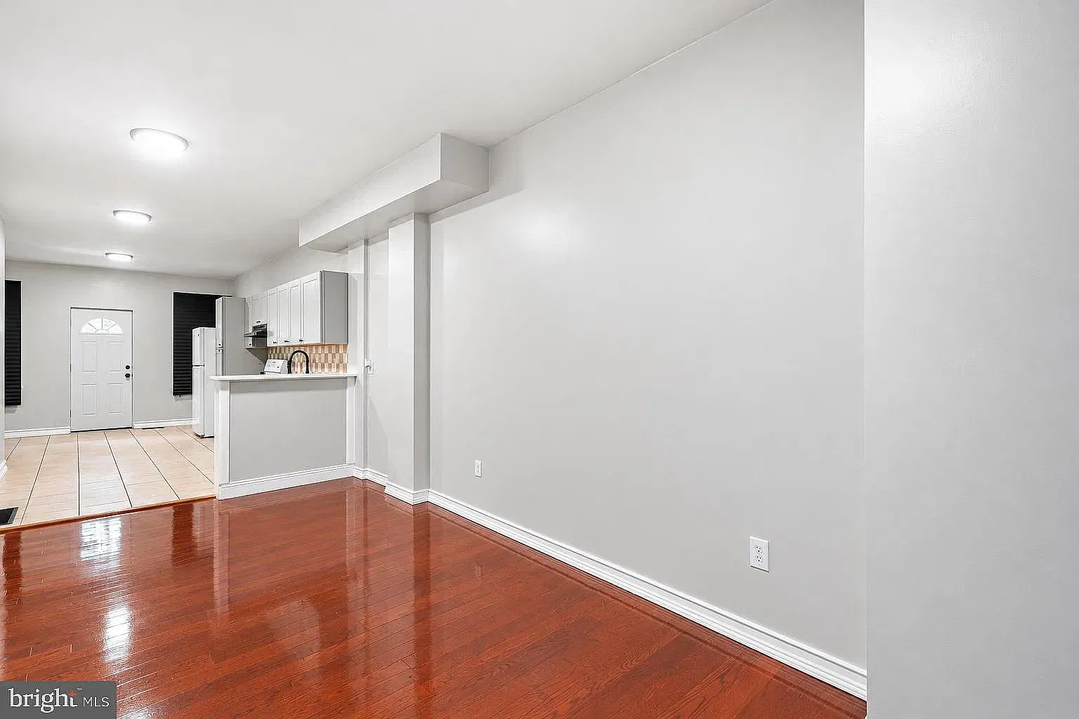 3 bed, 1.5 bath, $1,350 — Photo 2