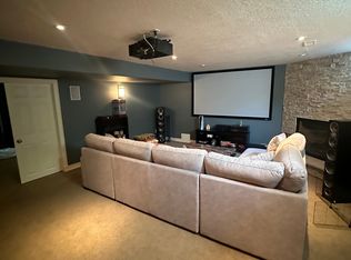 4016 Bush Cres, Beamsville, ON L0R0H1