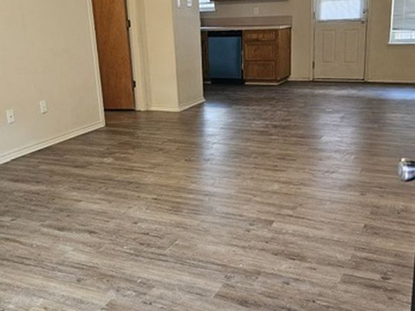 1009 Lexington Cir #3