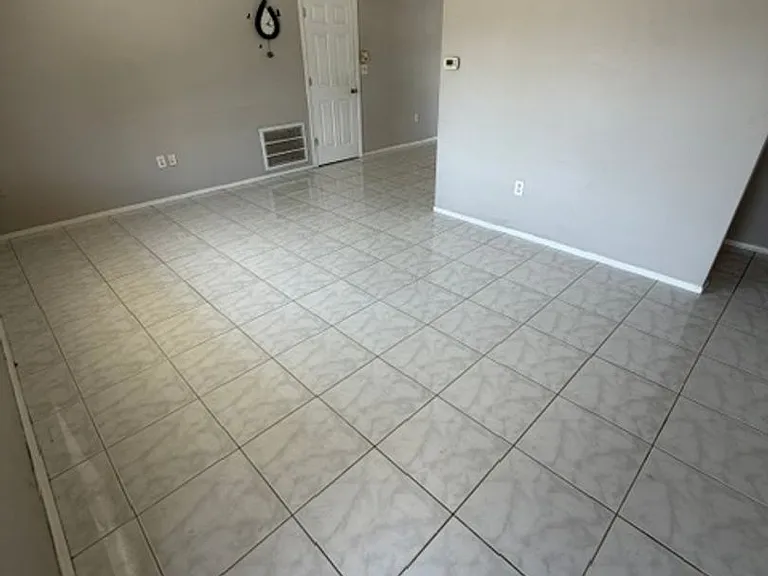 6935 Twilite Dr — Photo 11