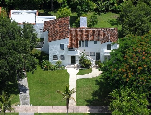 1st image of 1115 Anastasia Ave