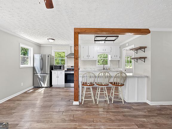 5th image of 3696 Crabapple Hollow Rd