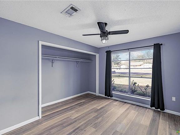 4th image of 204 Brooks Rd