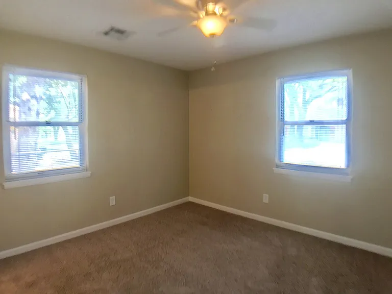 2029 NW 46th St — Photo 11