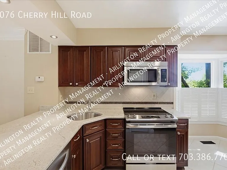 4076 Cherry Hill Rd — Photo 8