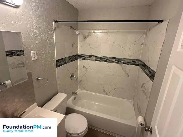 869 N Bingham St — Photo 6