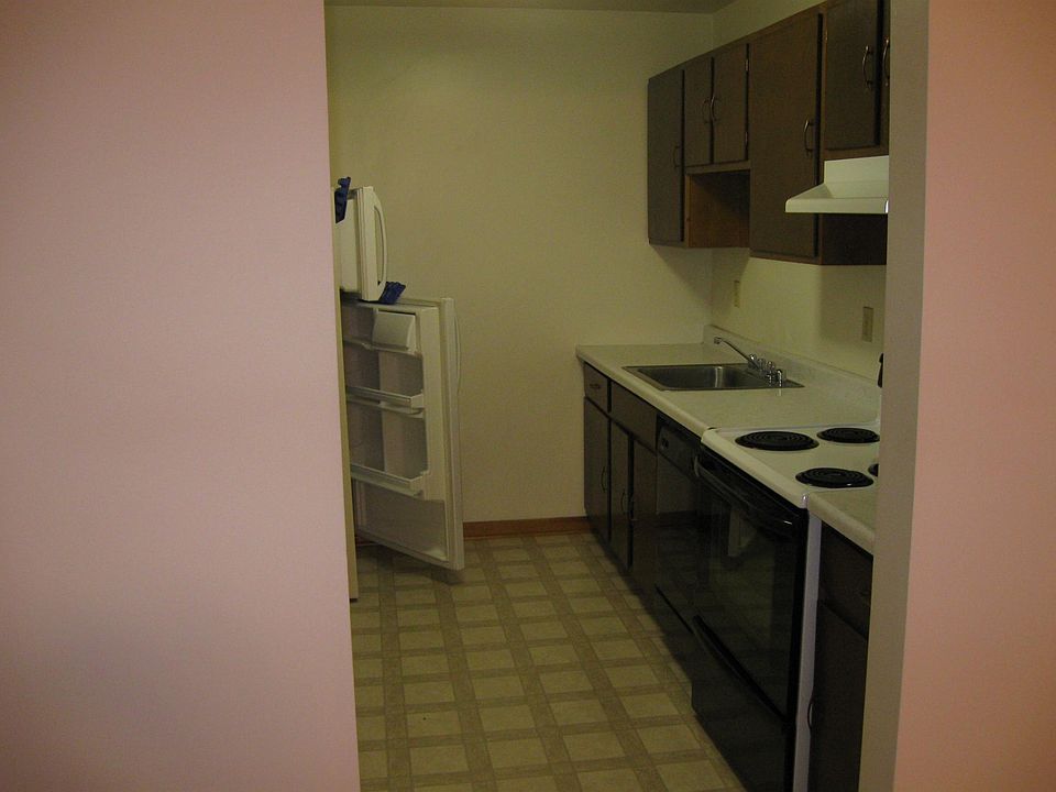 2nd image of 26684 N Sandgates Rd