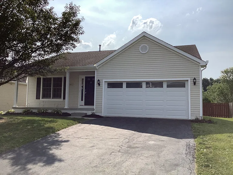 807 Mill Run Dr — Photo 1