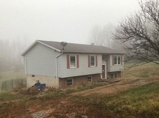 1186 Emerald Ridge Dr, Westminster, MD 21158