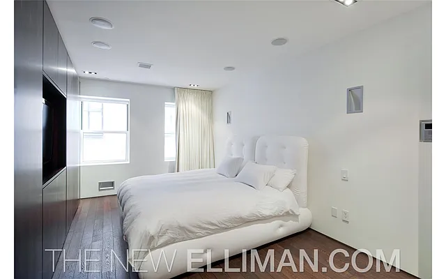Rented by Douglas Elliman | media 18
