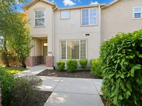 228 Birmingham Ln, North Salt Lake, UT 84054