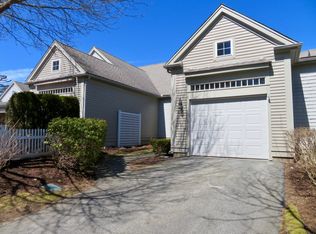 10 Laurel Hill Ct, Bourne, MA 02532