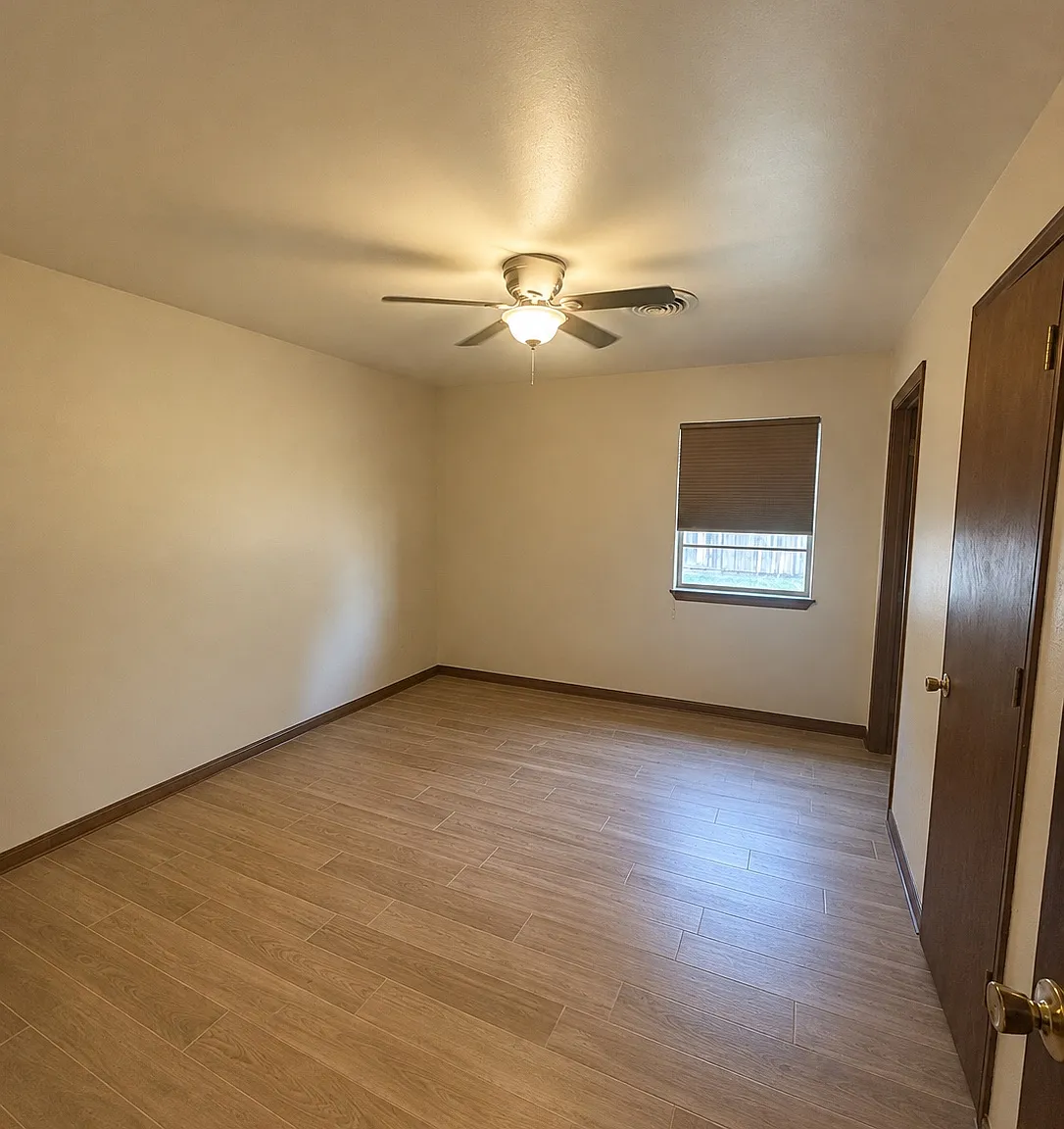 3 bed, 1273 sqft, $1,700 — Photo 4